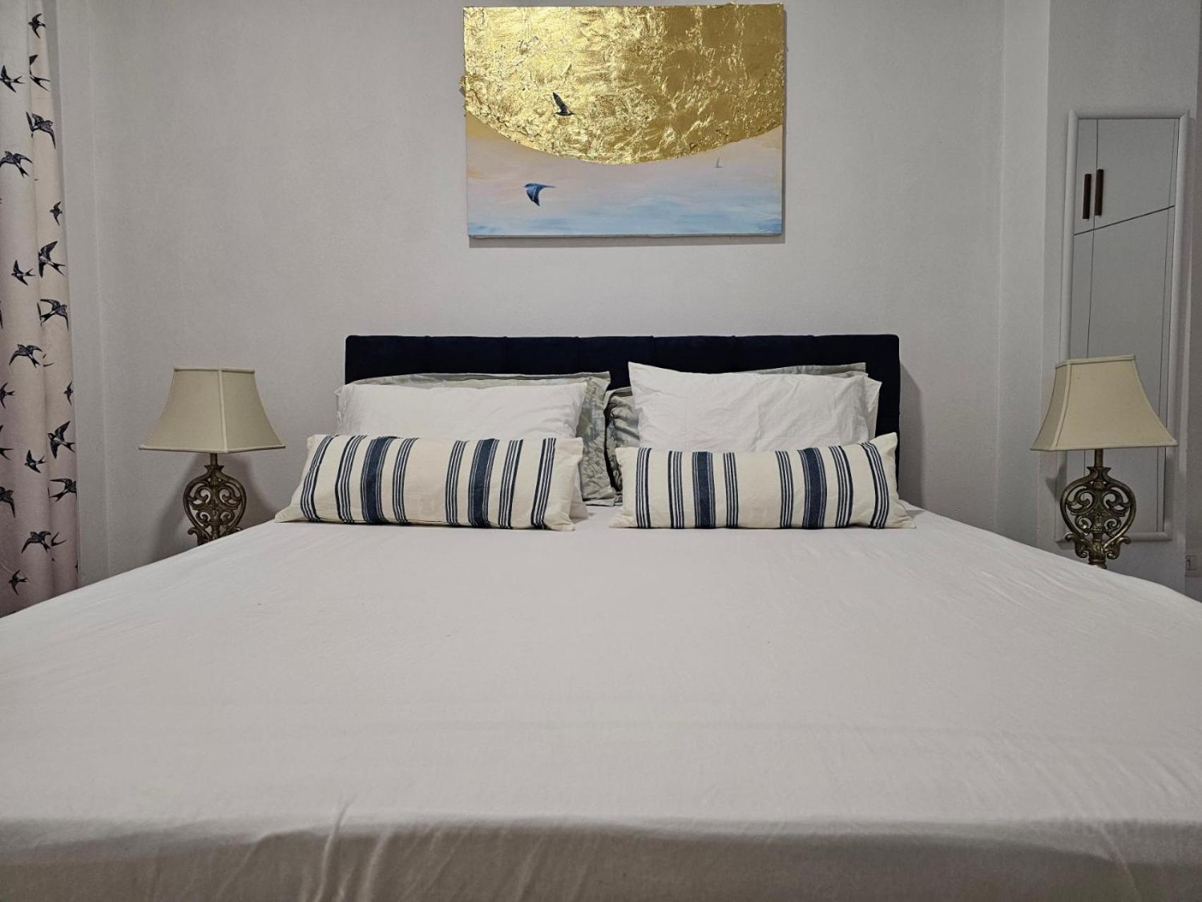 Mia Luxury * Golem (Tirana)